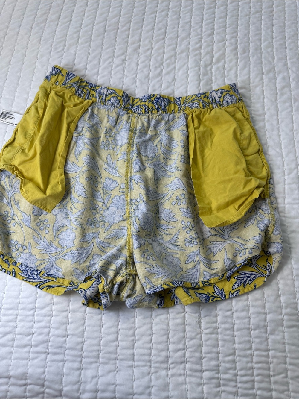 Universal Thread Waistband Yellow Floral High-Rise Pull-On Shorts Summer Size M - Picture 8 of 8